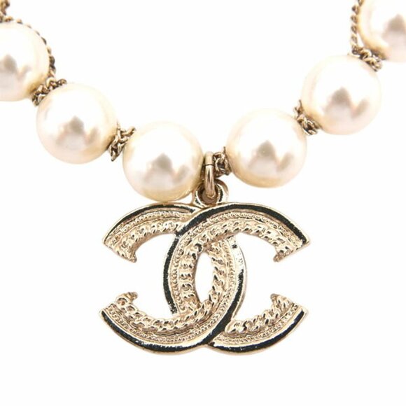 CHANEL Gold Pearl Logo Charm Bracelet - Picture 5 of 8